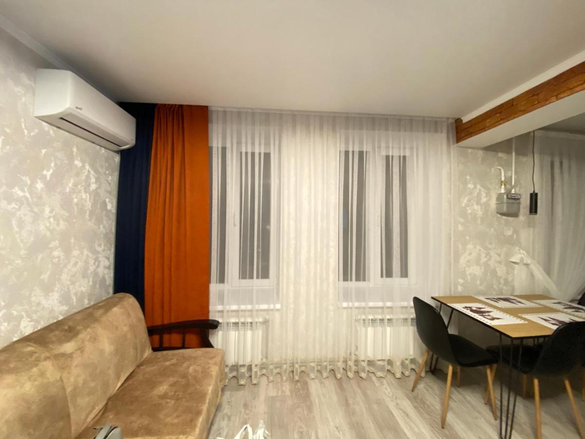 Люкс апартаменти  Д.І.М. Кам'янець-Подільский Екстер'єр фото